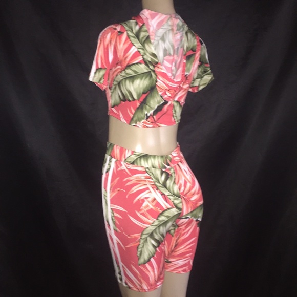 Flora Short Sleeve Hoodie Matching Set -NWOT - Picture 4 of 6